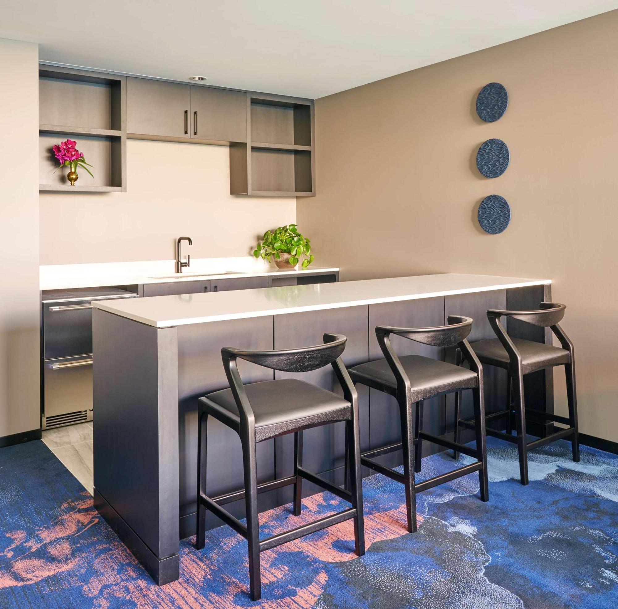 فندق Sable At Navy Pier Chicago, Curio Collection By Hilton المظهر الخارجي الصورة